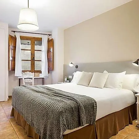 Hotel De 2*