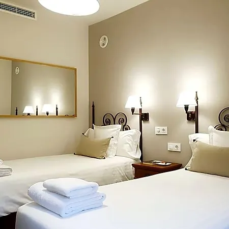 De Hotel 2*