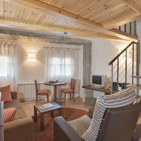 Otel De 2*